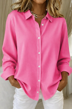 Camisa feminina minimalista folgada com botões disponível em vários tamanhos