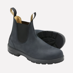 Chelsea boots homem slip on com painel elástico lateral em preto castanho e cinzento