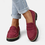 Mocassins femininos conforto salto bloco baixo acabamento camurça slip-on