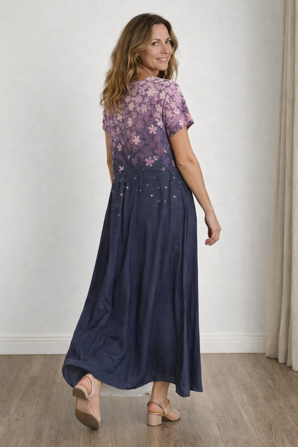 Vestido Envolvente Floral Verão | Corte Solto, Confortável
