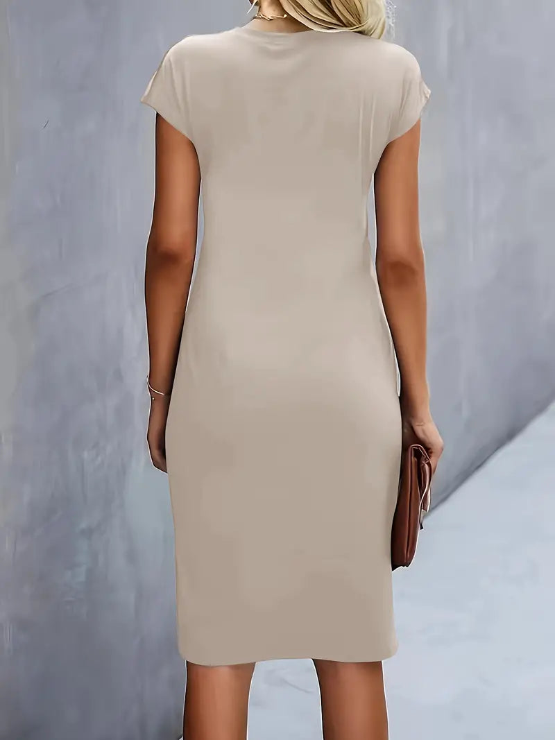 Vestido midi feminino gola redonda silhueta ajustada disponível em várias cores