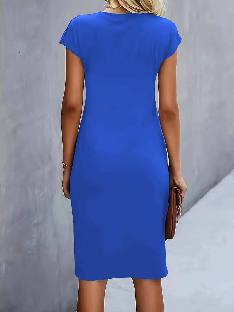 Vestido midi feminino gola redonda silhueta ajustada disponível em várias cores