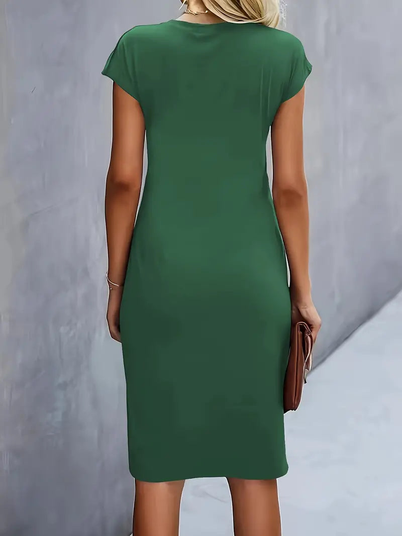 Vestido midi feminino gola redonda silhueta ajustada disponível em várias cores