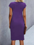 Vestido midi feminino gola redonda silhueta ajustada disponível em várias cores