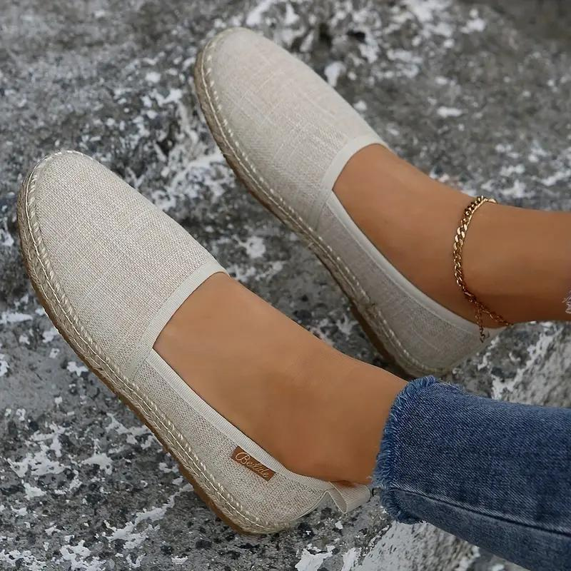 Alpargatas femininas slip on com sola de esparto tradicional