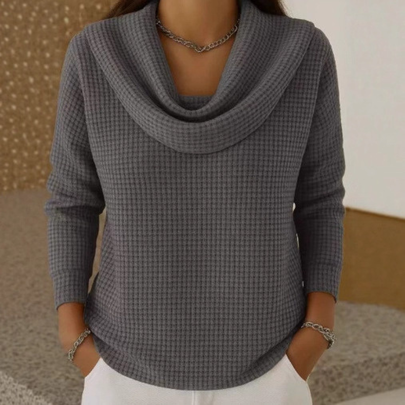 Camisola feminina waffle com gola cascata elegante