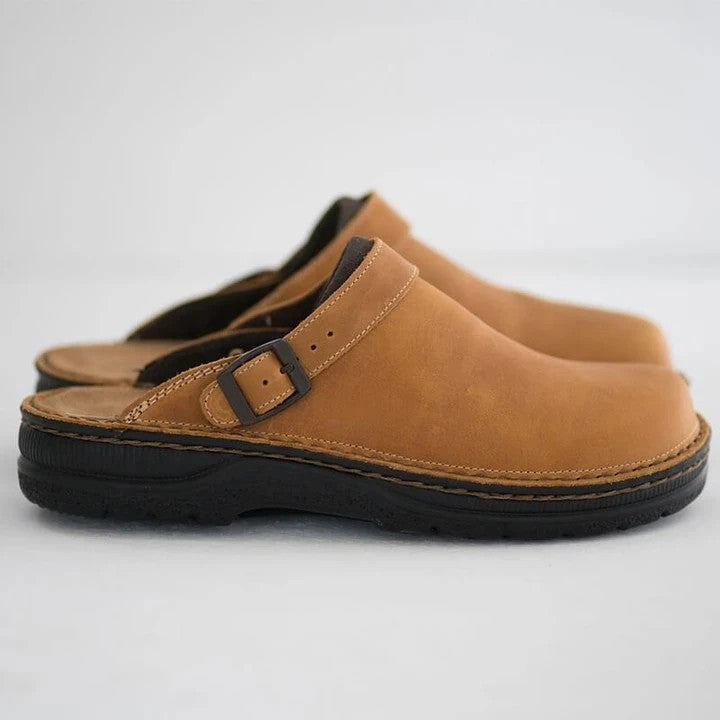 Tamancos de couro ortopédicos masculinos com palmilha ortopédica e sola antiderrapante