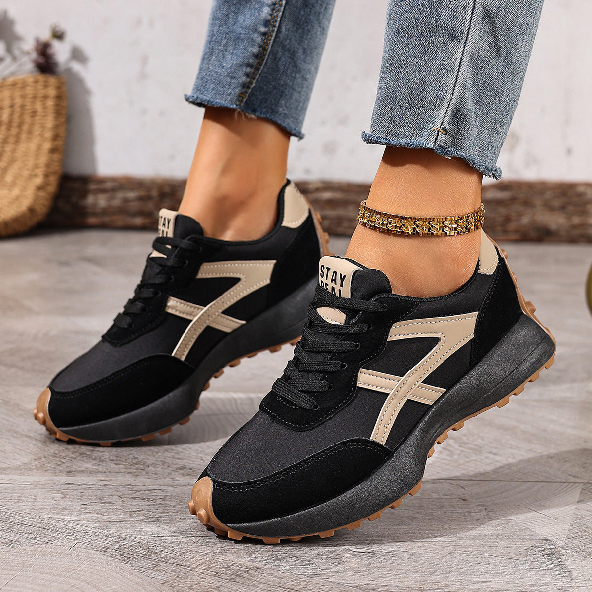 Women orthopedic trainers lightweight lace up cushioned sole flexible upper