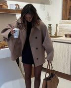 Casaco oversize de lã feminino para inverno corte moderno e confortável