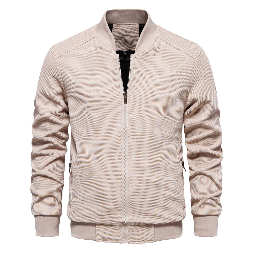 Bomber jacket masculino com fecho de correr e detalhes acolchoados nos ombros
