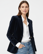 Blazer feminino de veludo estruturado com fecho de botões