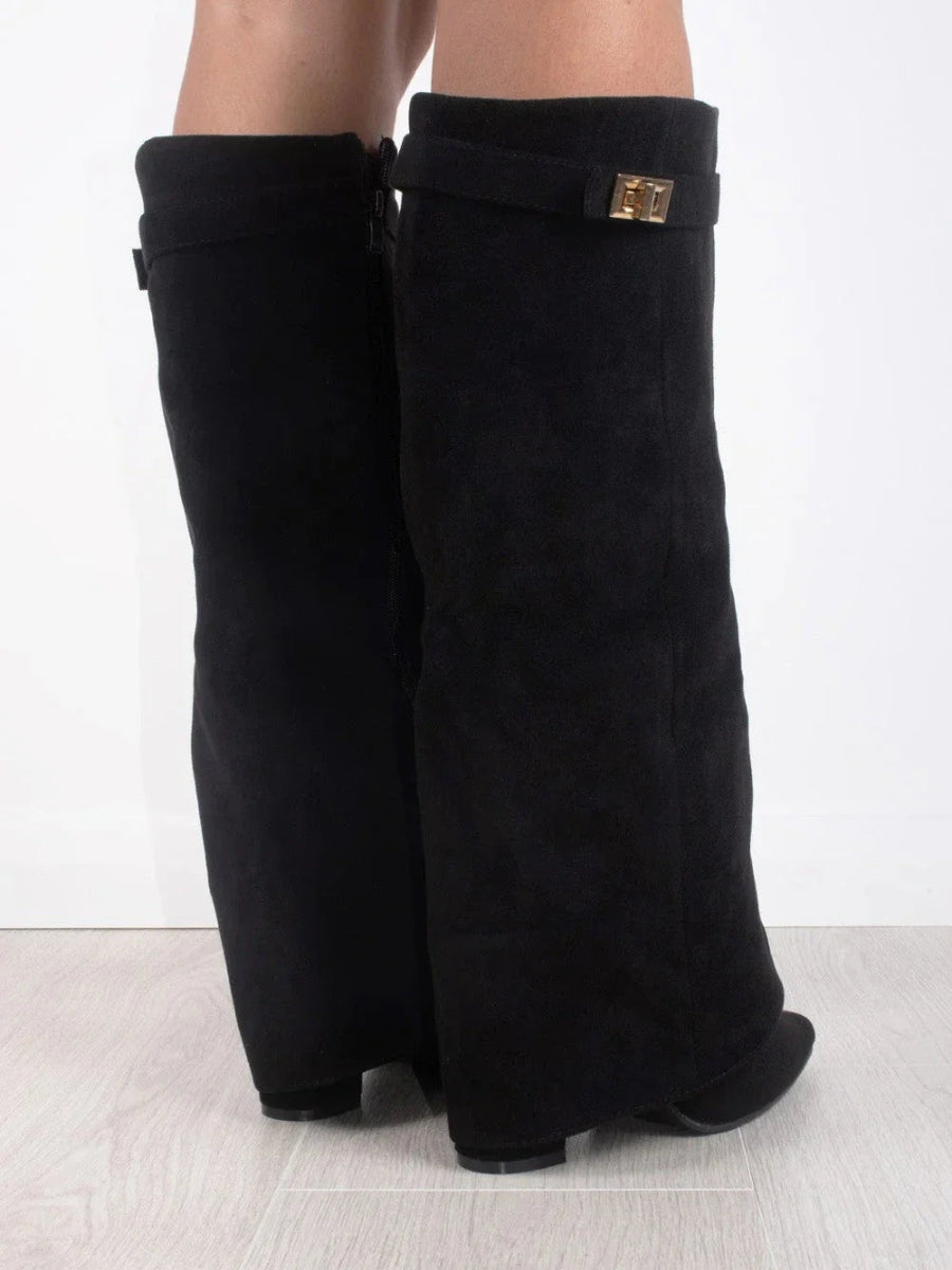 Botas Femininas Joelho Alto | Bico Fino e Salto | Camurça