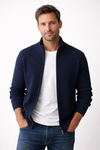 Cardigan tricot homem com fecho zip e gola alta corte regular