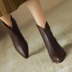Botas femininas de tornozelo couro vegano bico fino com zíper traseiro