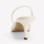 Scarpin mule feminino bordado floral bico fino salto slim