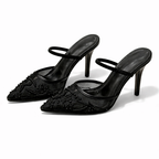 Scarpin mule feminino bordado floral bico fino salto slim