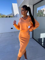 Conjunto feminino 2 peças saia midi e sweatshirt gola redonda