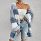 Cardigan oversized mulher listrado azul e branco manga longa frente aberta
