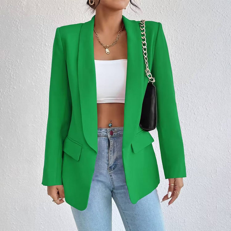 Blazer feminino estruturado elegante disponível em várias cores