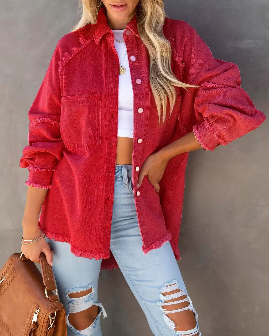 Jaqueta jeans oversized com franjas decorativas estilo casual feminino