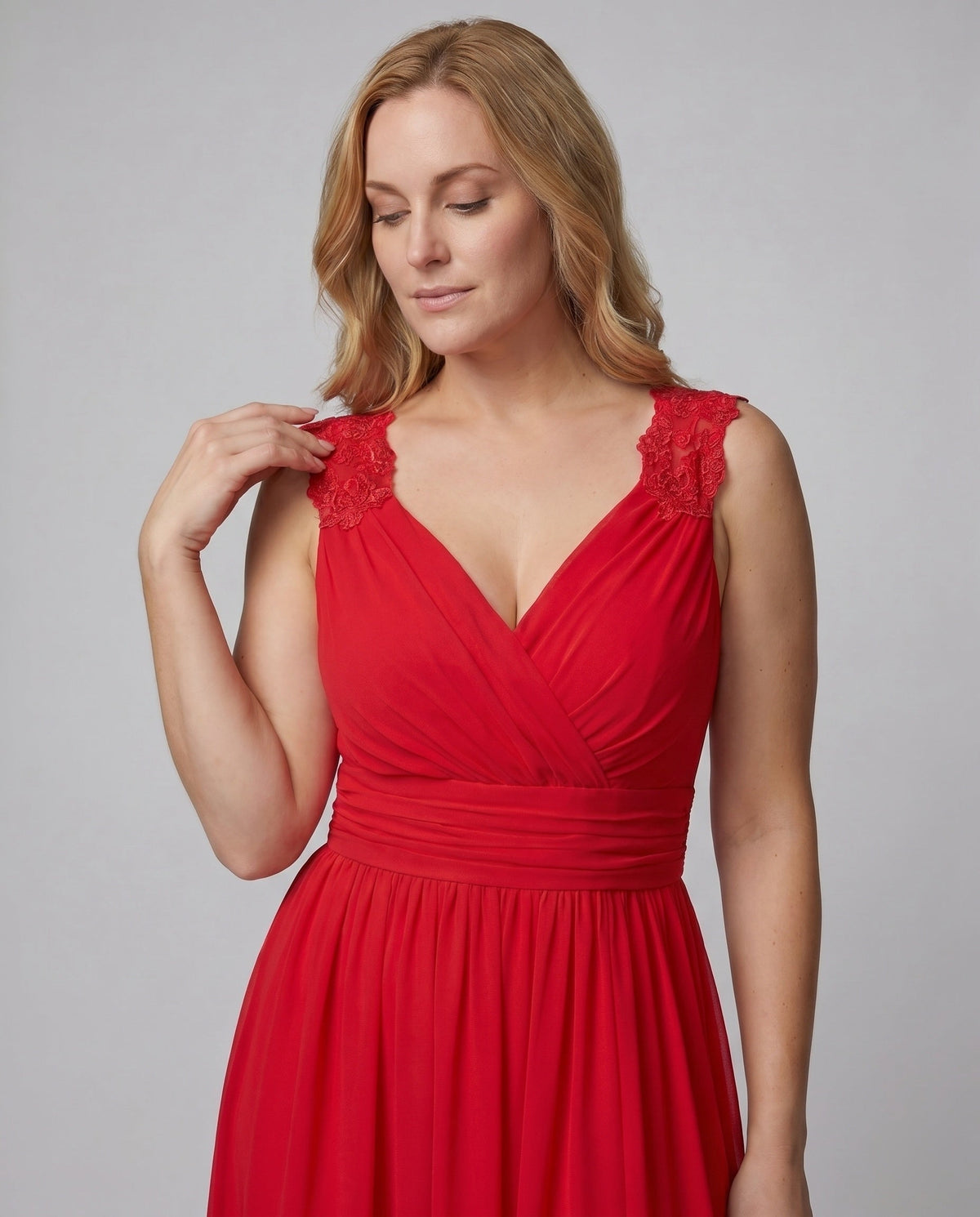 Vestido de noite feminino decote V longo com fenda lateral e pormenor de renda