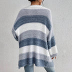 Cardigan oversized mulher listrado azul e branco manga longa frente aberta