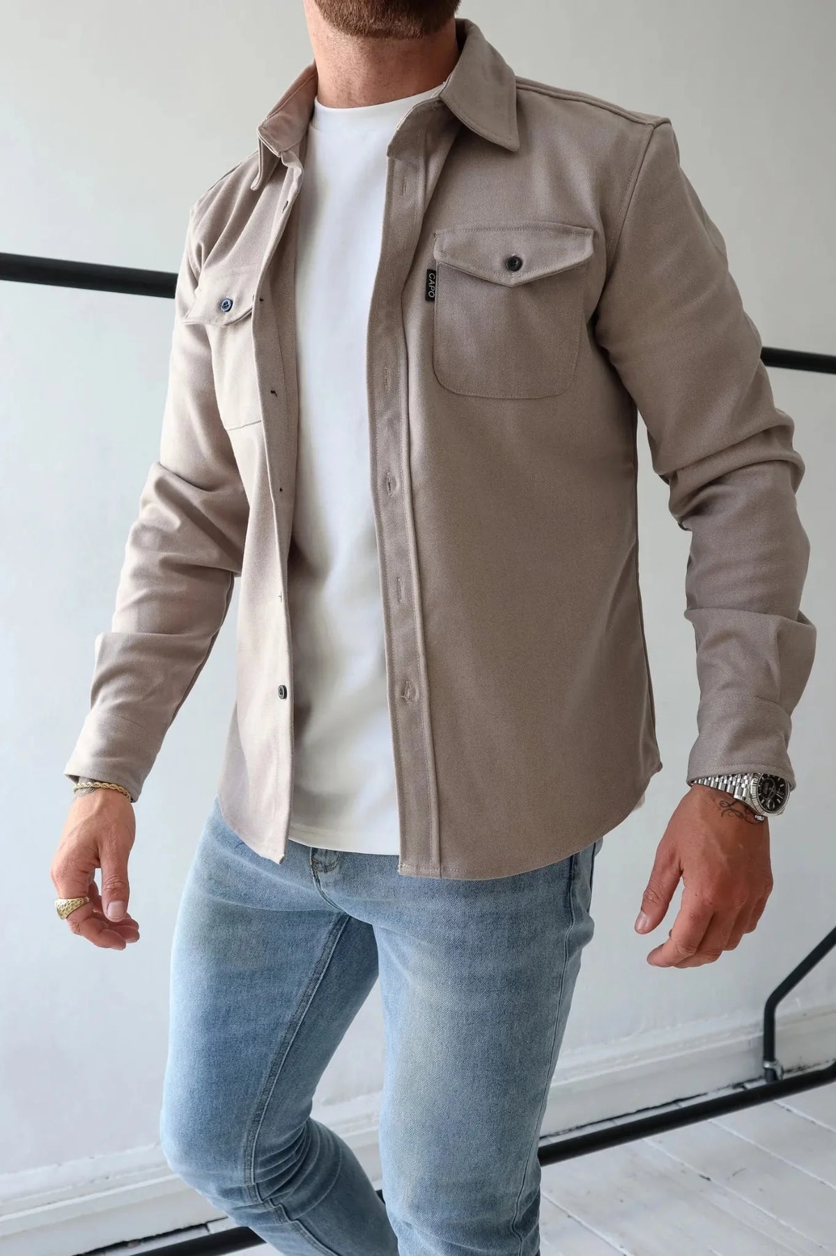 Camisa jaqueta masculina manga longa com botões e bolsos no peito