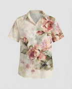 Blusa feminina estampa aquarela floral com fendas laterais e manga curta, regular fit