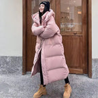 Casaco longo feminino acolchoado com capuz para o inverno