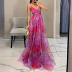 Vestido longo floral feminino com silhueta fluida e fecho ajustável