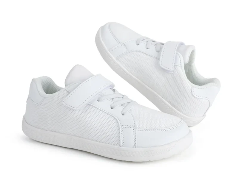 Sapatilhas barefoot infantis respiráveis e leves com velcro, bico largo e design zero-drop