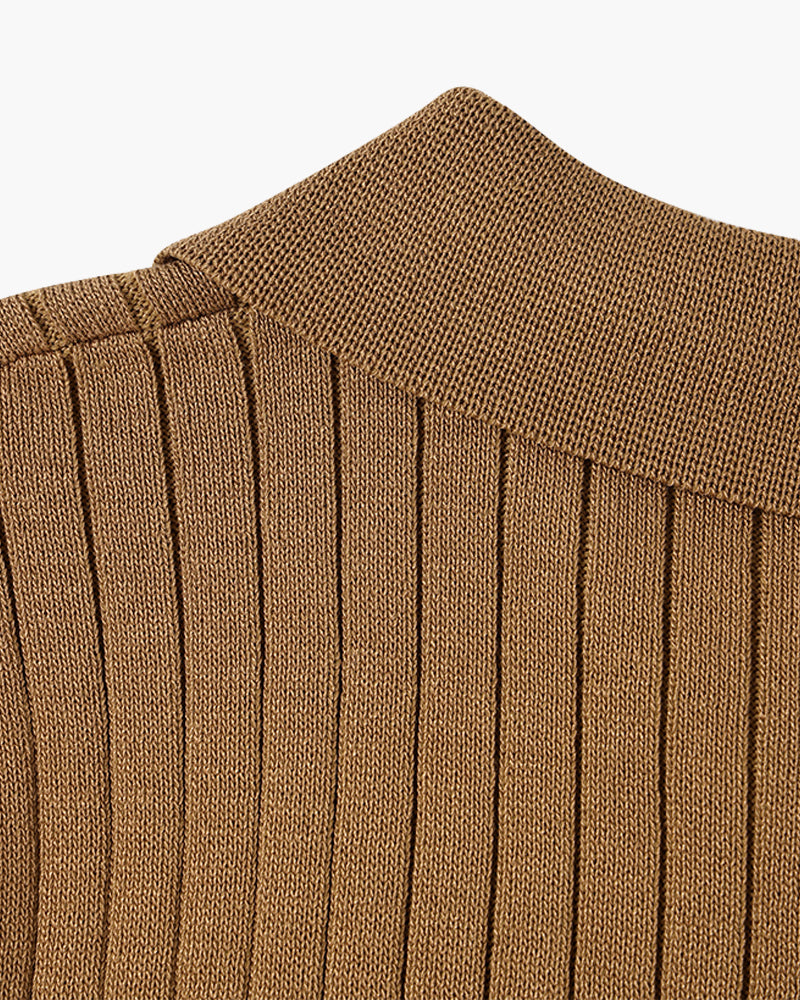 Polo masculina tricot algodão canelada com colarinho e botões manga curta