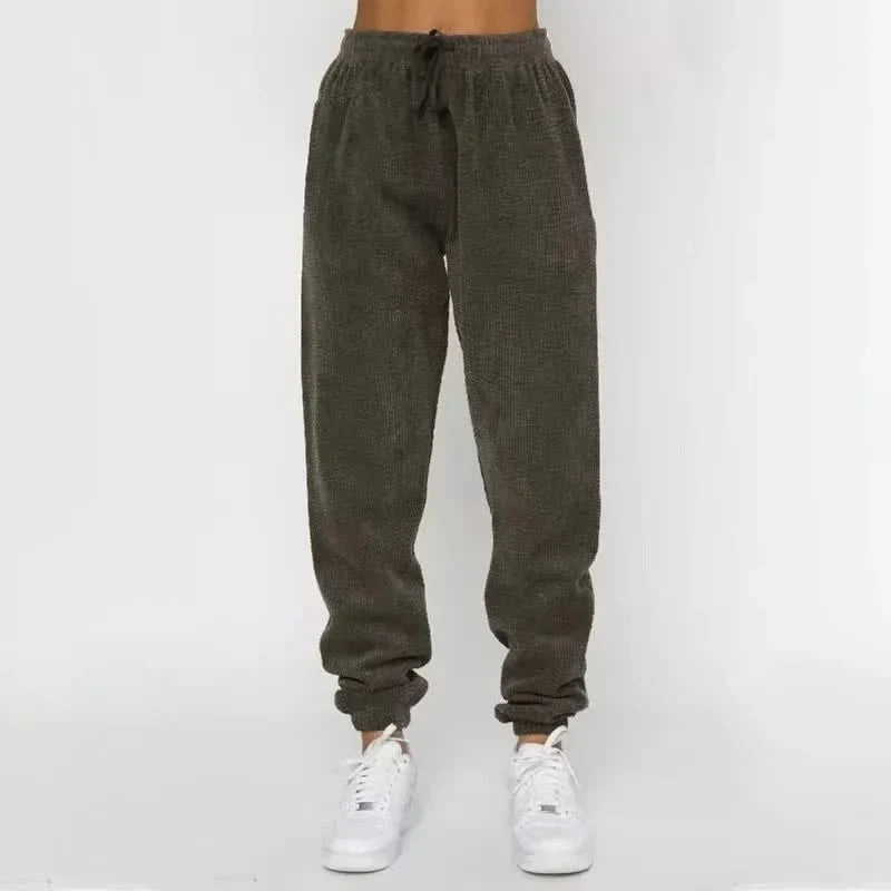 Conjunto moletom corduroy relaxado com joggers e cordão