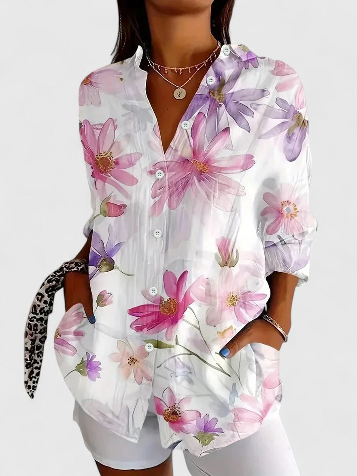 Blusa feminina estampa colorida corte confortável manga curta