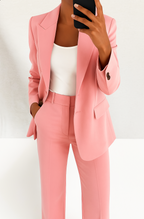 Conjunto feminino blazer e calça social corte clássico moderno