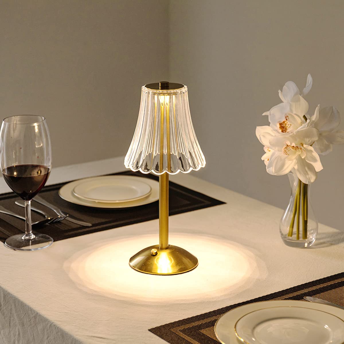 Candeeiro de mesa LED design cristal dourado sem fios com controlo tátil regulável