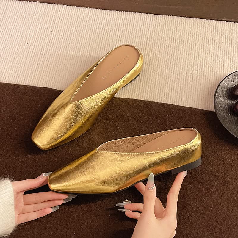 Sapatilhas rasas femininas slip-on em couro vegano liso