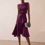 Vestido midi feminino drapeado assimétrico sem mangas silhueta evasê
