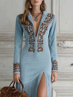 Vestido maxi feminino manga longa com franjas e bordado frontal