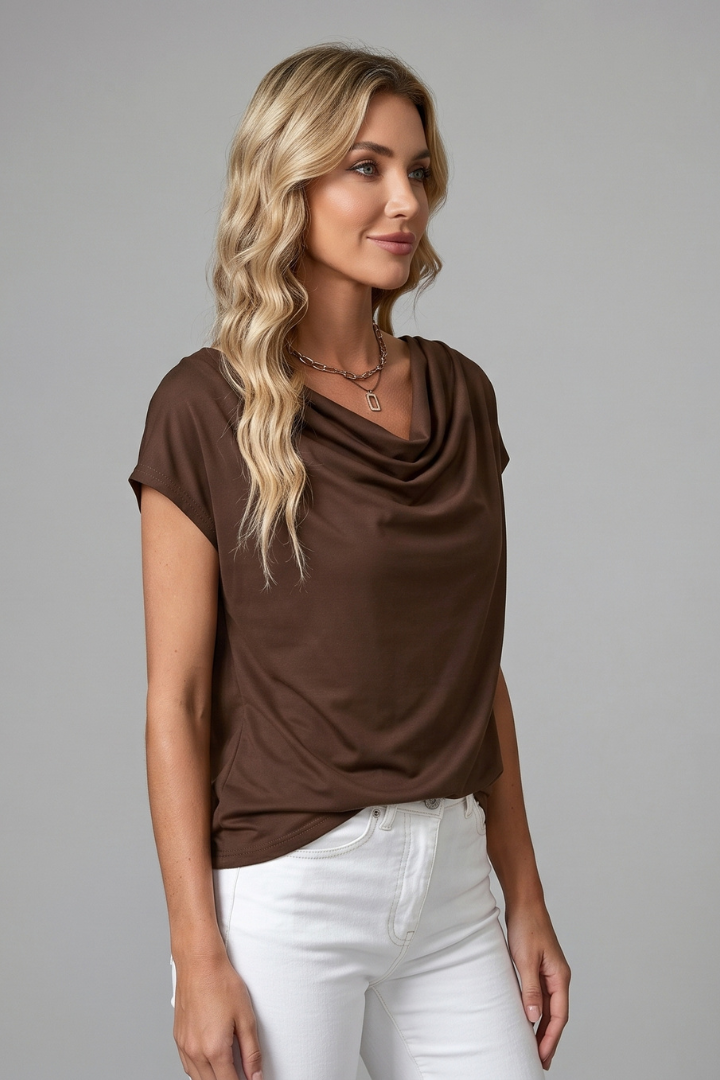 Blusa feminina gola cowl drapeada manga curta frente franzida