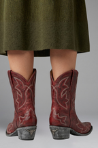 Botas femininas couro bordado Western bico fino cano médio