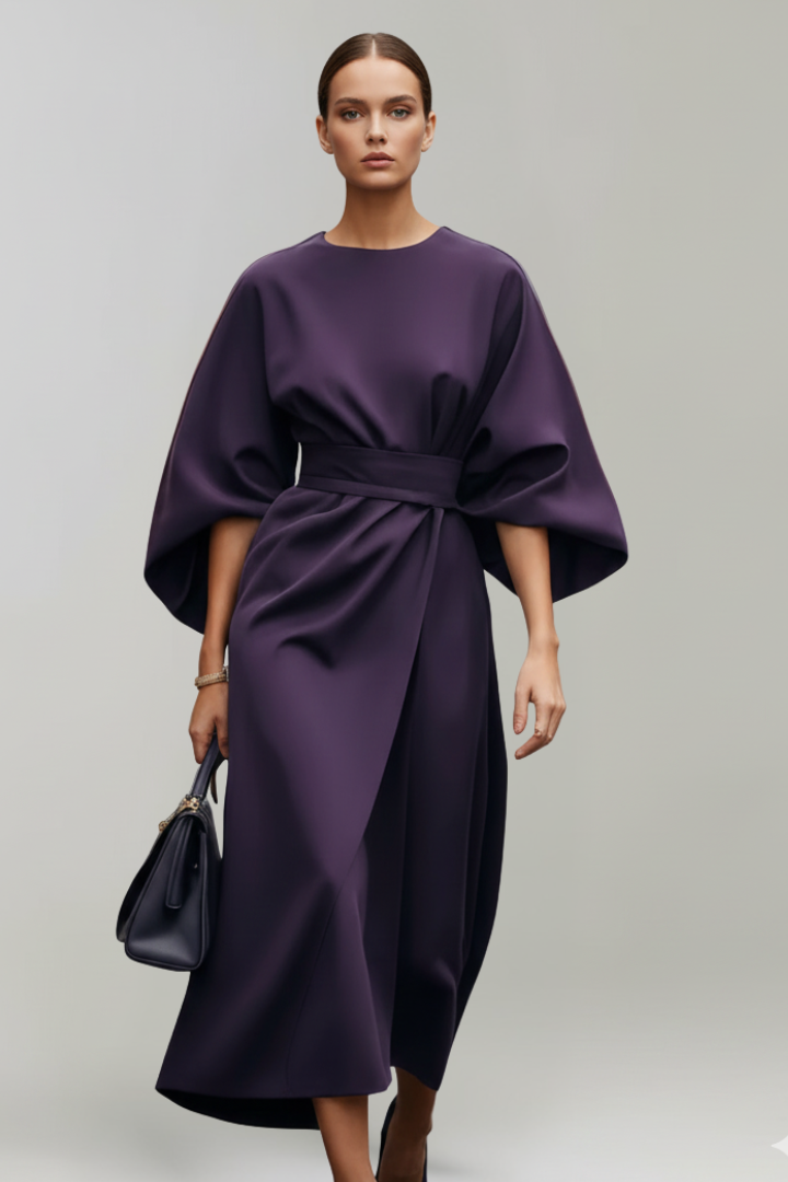 Vestido midi feminino manga larga com cinto na cintura e decote redondo