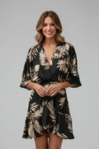 Vestido mini feminino mangas morcego decote V com cinto ajustável