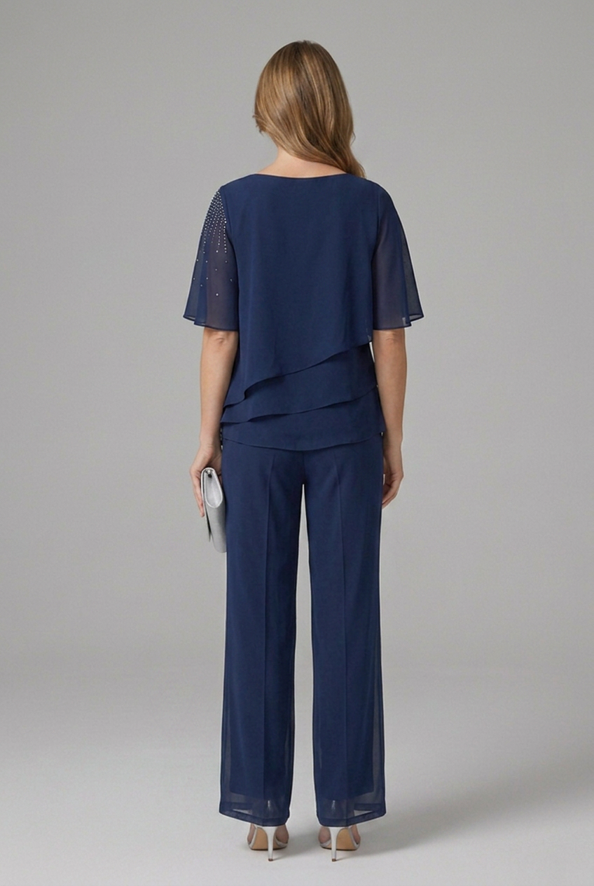 Conjunto feminino blusa em camadas e calça reta azul marinho