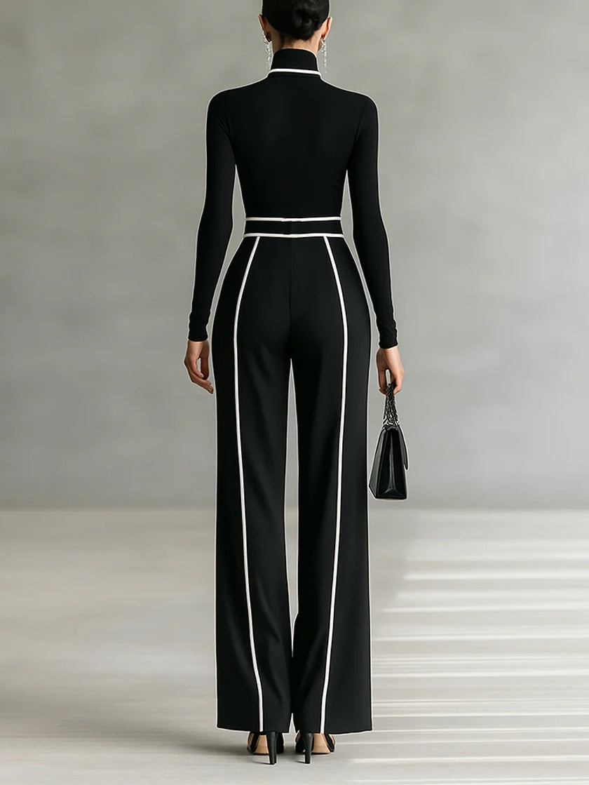 Conjunto feminino duas peças gola alta com calças perna larga em preto