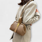 Mala retro feminina espaçosa com alças resistentes em estilo vintage