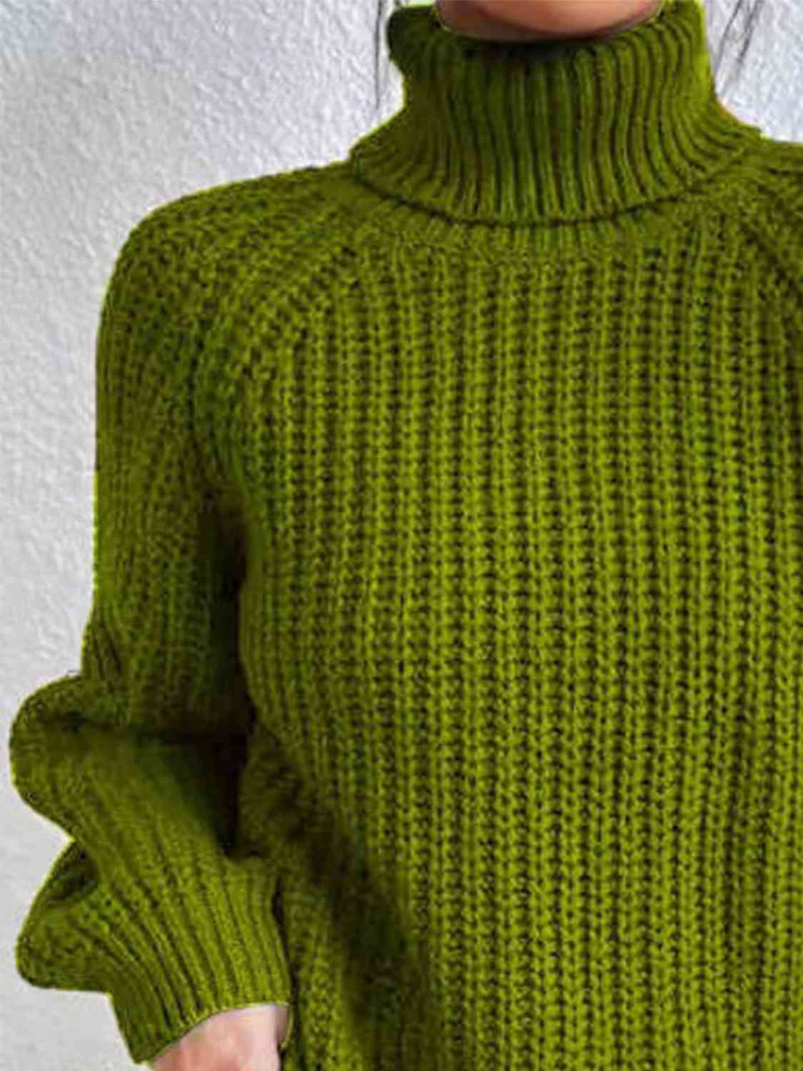 Camisola feminina gola alta canelada com fenda lateral outono inverno