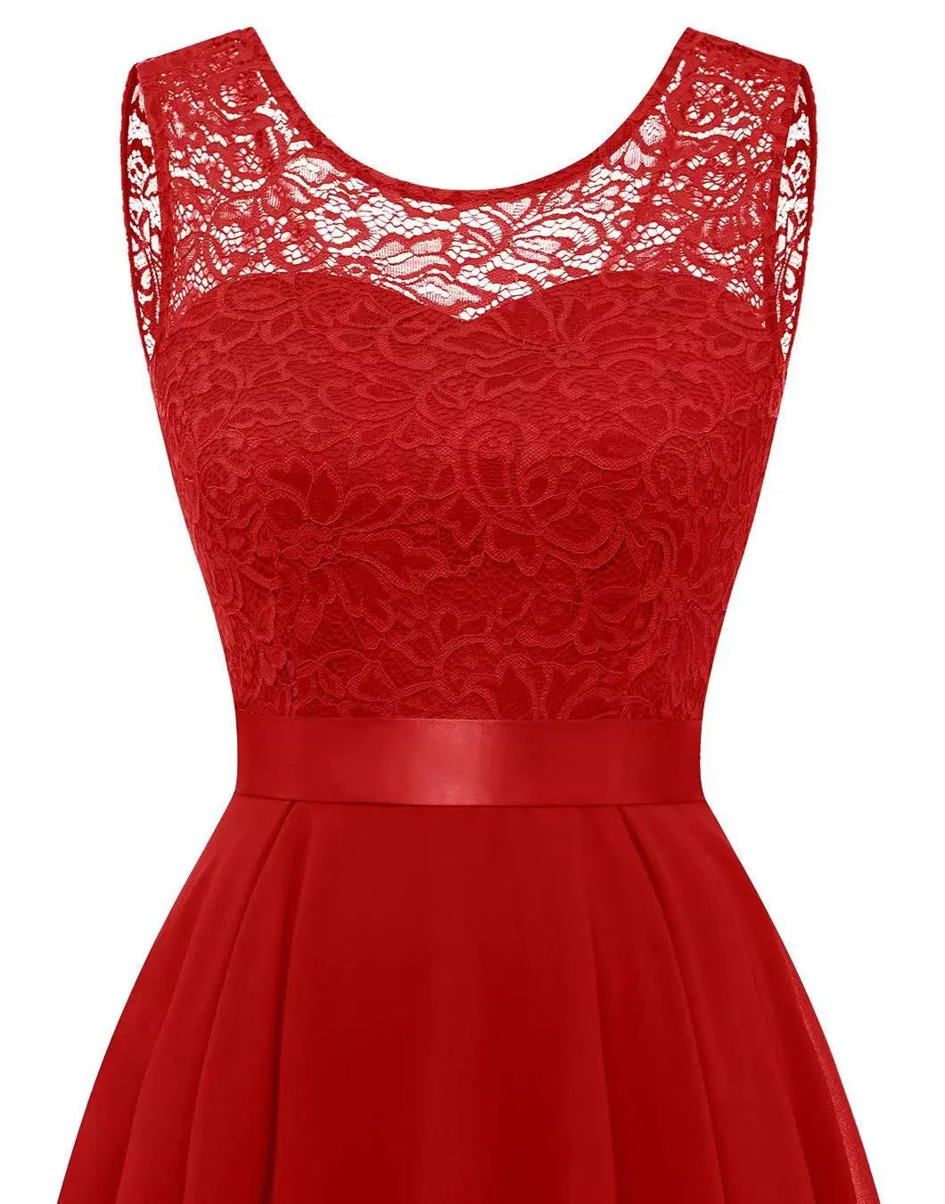 Vestido feminino sem mangas versátil em tecido fluido e suave