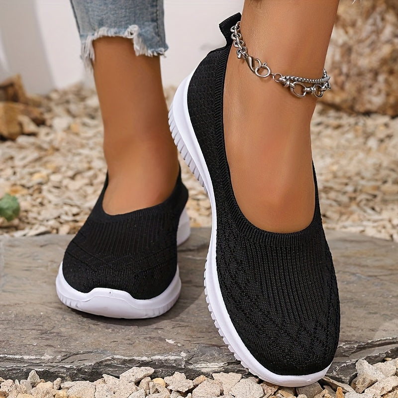 Sapatilhas slip on femininas em malha respirável com bico redondo fechado