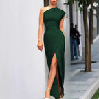 Vestido maxi one shoulder com fenda alta para mulher, look de festa